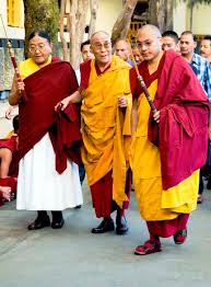 ... le Dalaï Lama et le Karmapa, ...